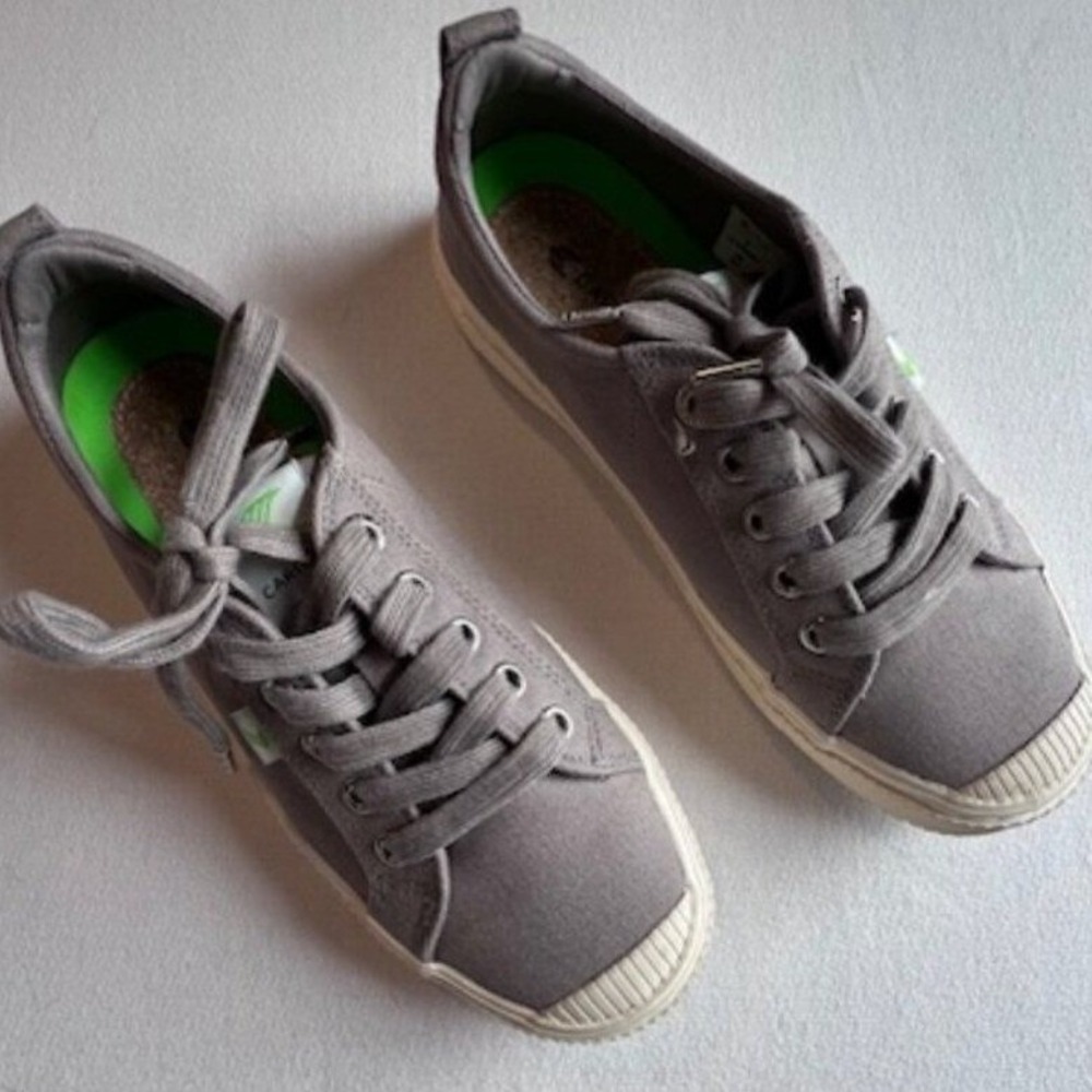 CARIUMA Canvas Sneakers Women's Size 7 Gray handcrafted Eco-Friendly Vegan‎ Cork